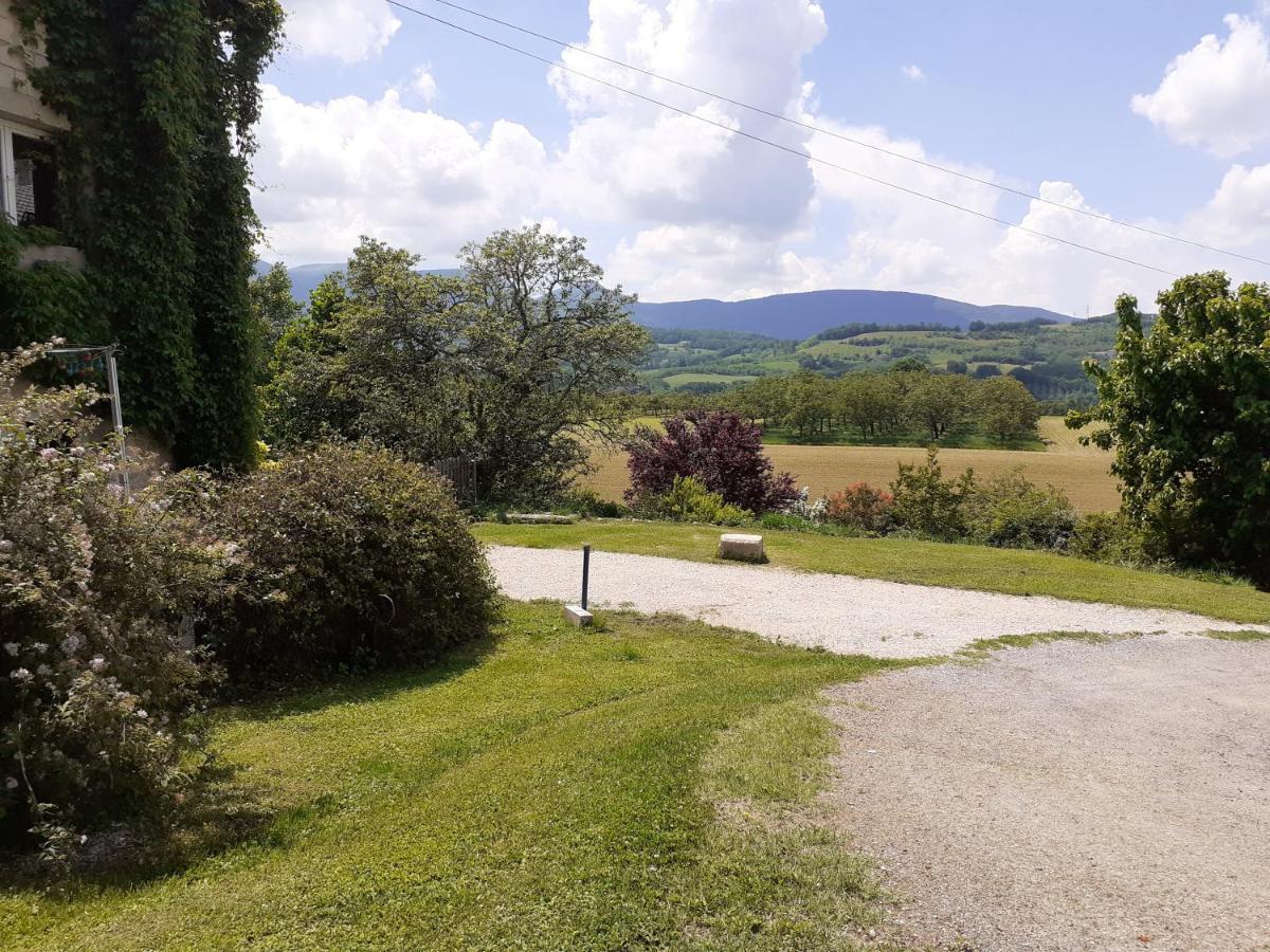 Okami Du Vercors Saint-Laurent-en-Royans Экстерьер фото